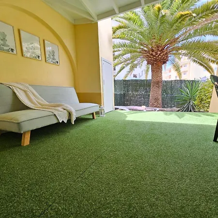 Apartment & Refreshing Pool Holidays Air-conditioning , Costa Adeje (Tenerife)
