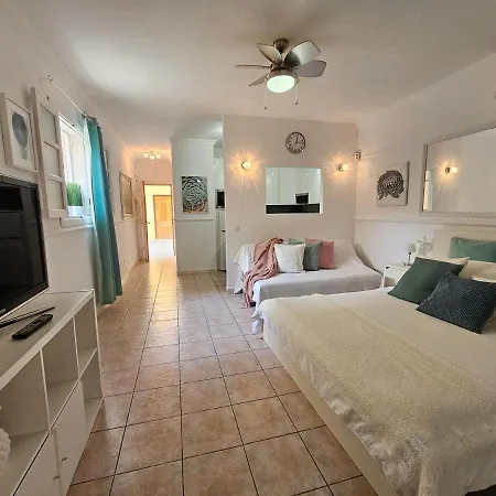 Apartment & Refreshing Pool Holidays Air-conditioning , *