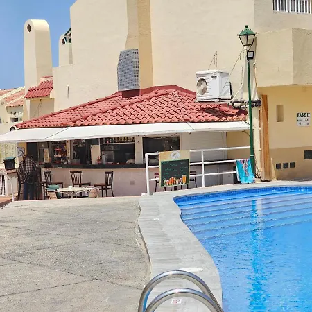 & Refreshing Pool Holidays Air-conditioning , Costa Adeje (Tenerife)