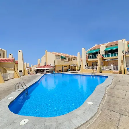 & Refreshing Pool Holidays Air-conditioning , Apartment Costa Adeje (Tenerife)